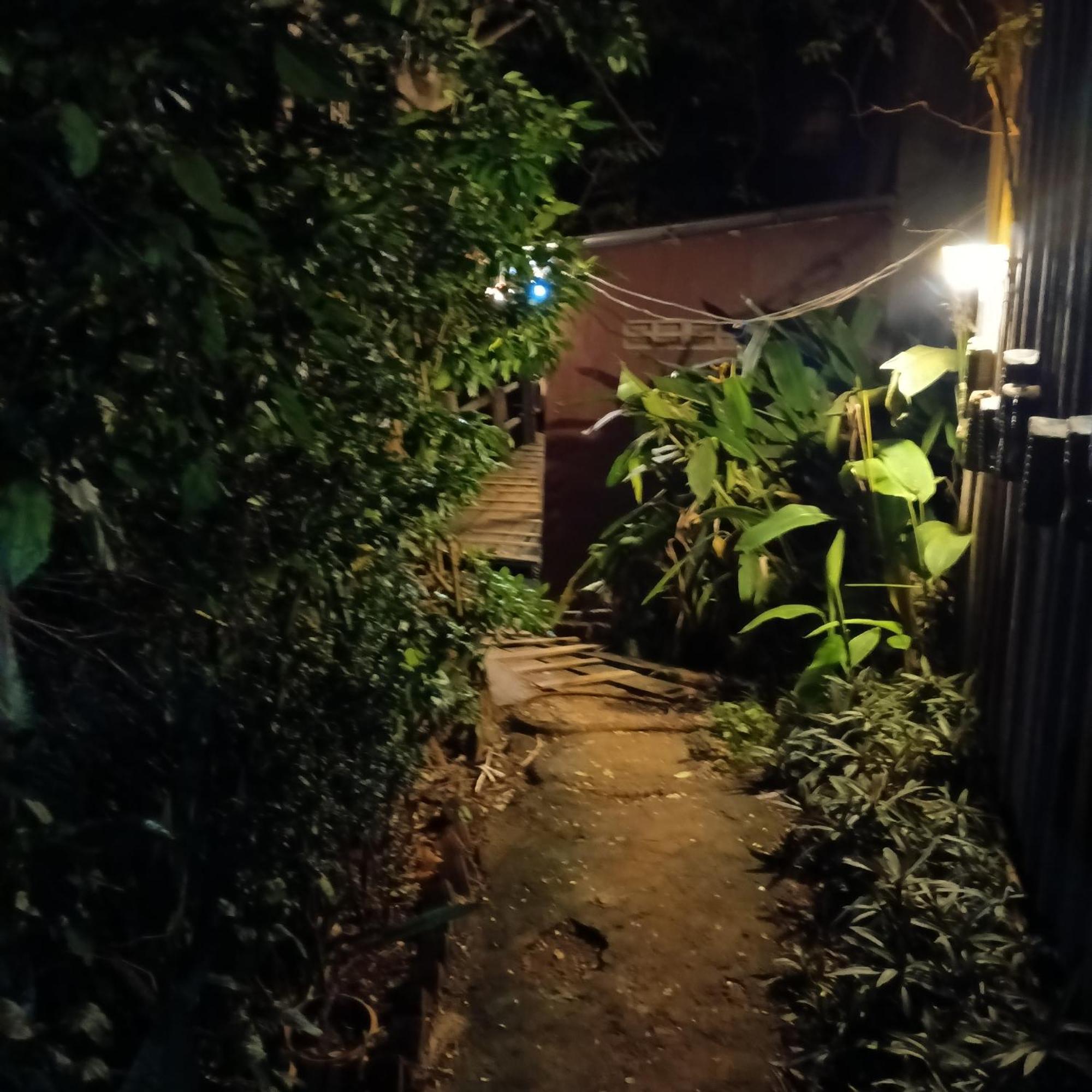 Appartamento Familyhouse & Trekking Banlung Camera foto